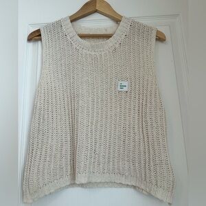 American Vibtage chunky knit ecru vest size xsmall/small
